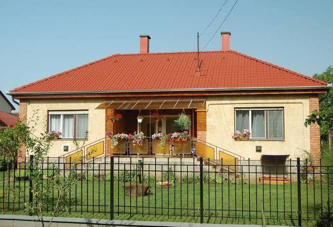 Piroska vendeghaz