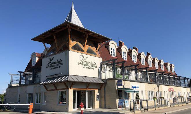 Harmonia hotel & etterem