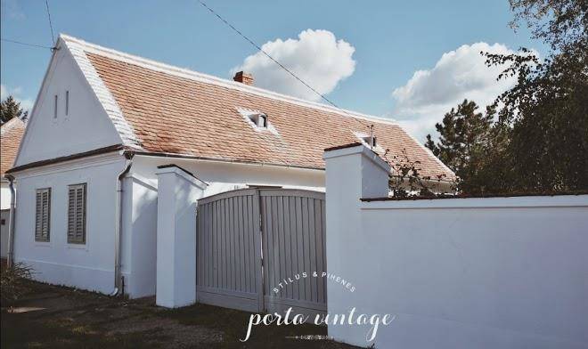 Porta vintage vendeghaz