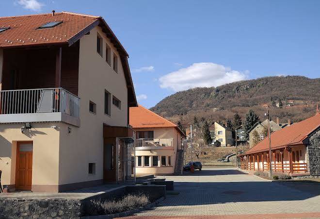 Hotel halaszkert