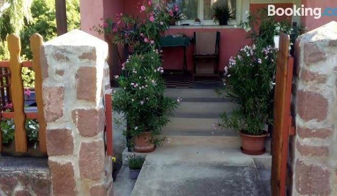 Kovirag Vendeghaz Image