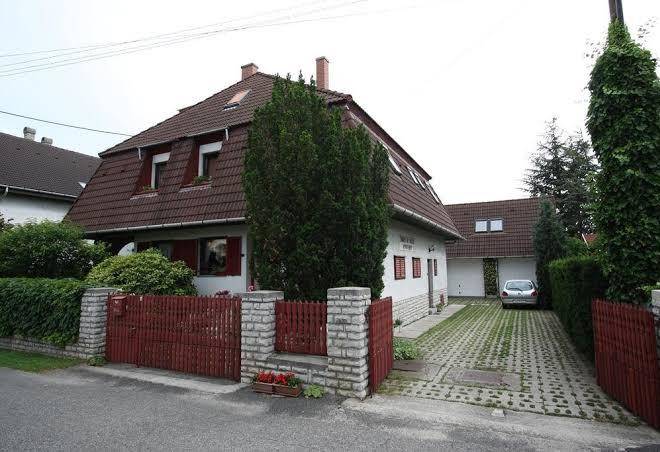 Fuvesi Vendeghaz Image