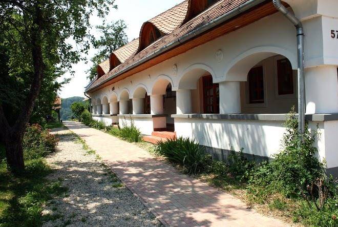 A pangea egyesulet penzesgyori breuer laszlo oktatokozpontja