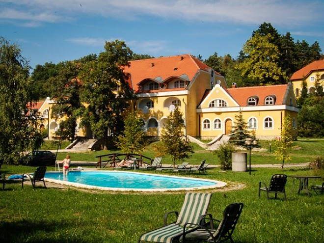 Cseri castle kft