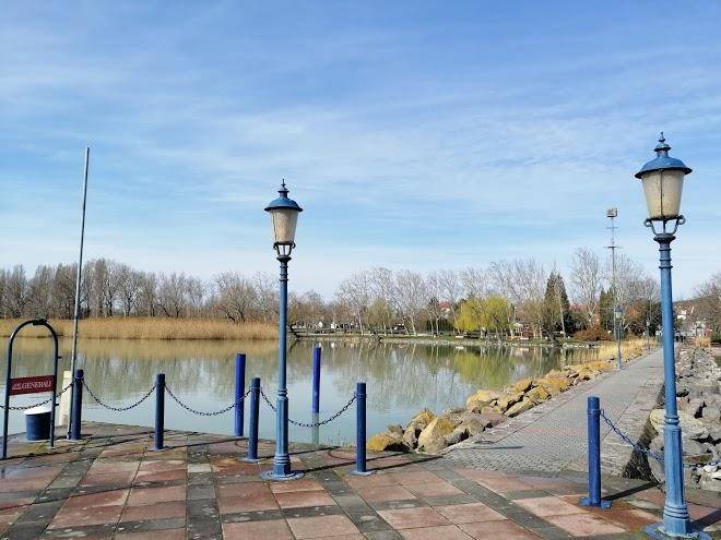 Beach Balatongyorok Image