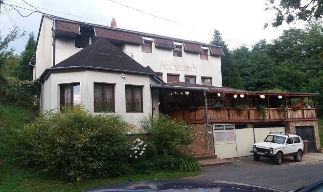 Halaszcsarda galambok