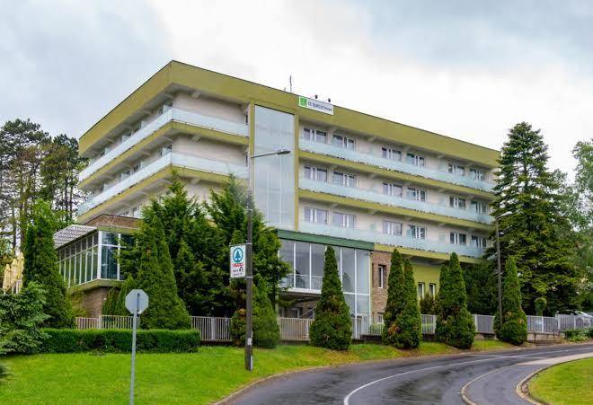 Hotel fit heviz