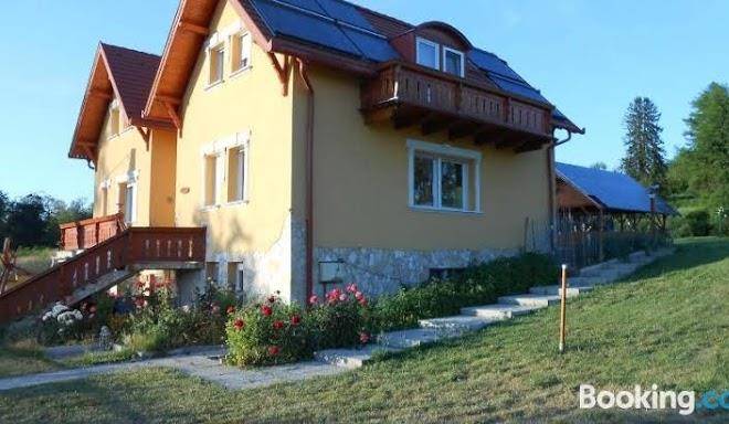 Kustanygyongye vendeghaz kehidakustany