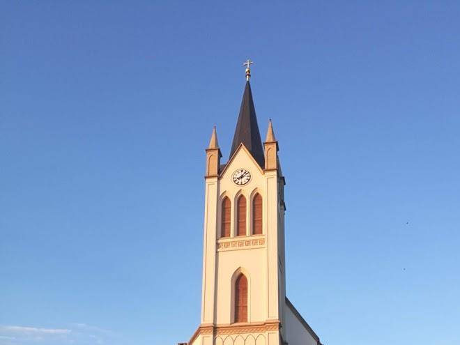 Golden Yacca Vendeghaz Image