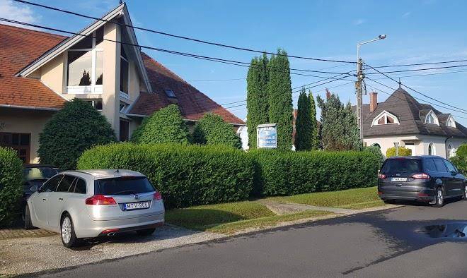 Mol ker vill szallas
