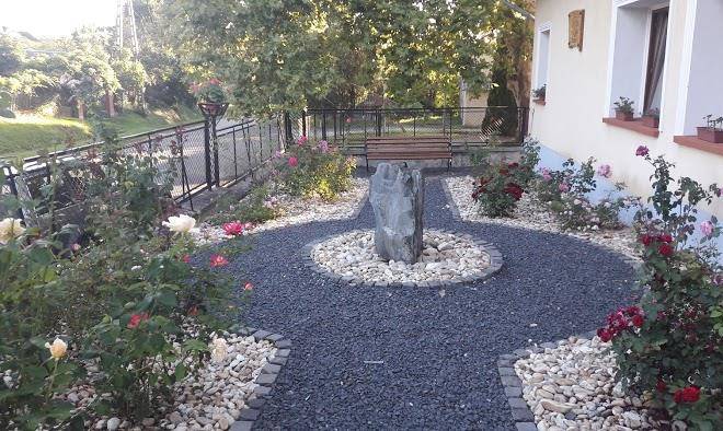 Tolnay Kuria Es Vendeghaz Image