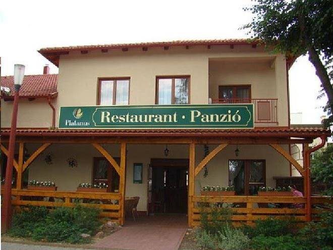 Platanus etterem es panzio