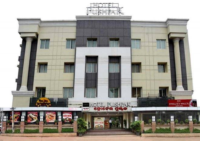 Hotel pushpak