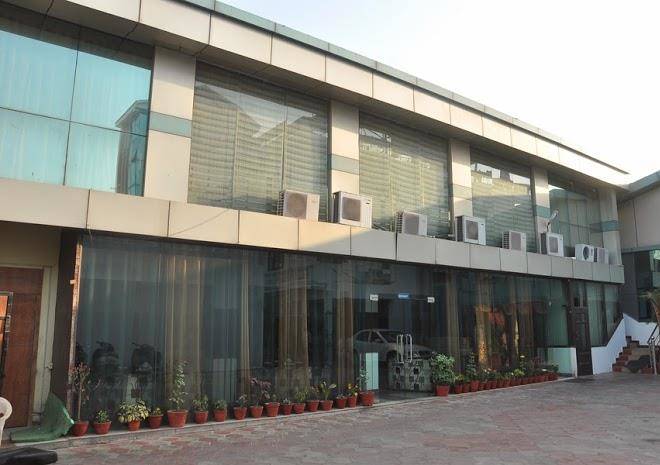 Hotel sunder palace