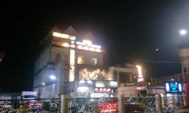 Kukreja food complex