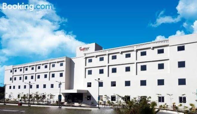 Red fox hotel dehradun