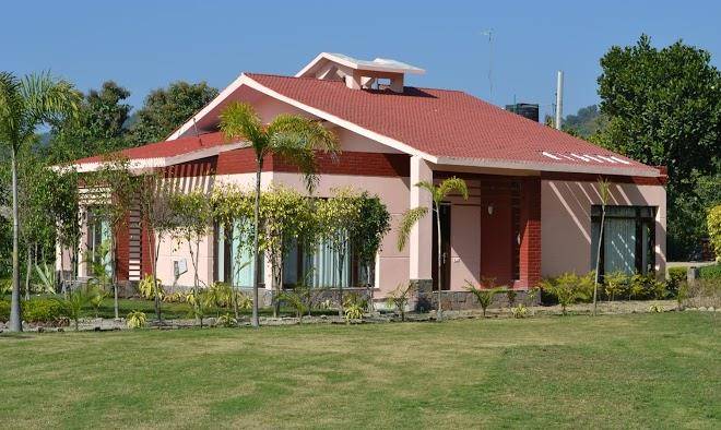 Iris resort