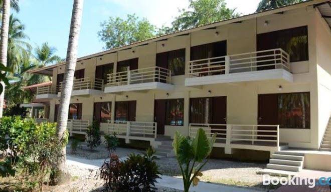 Coco n huts beach resort