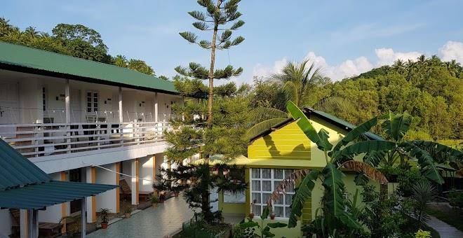 Ripple resort