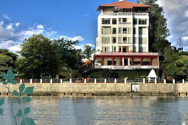 Ganga Kinare A Riverside Boutique Hotel Image