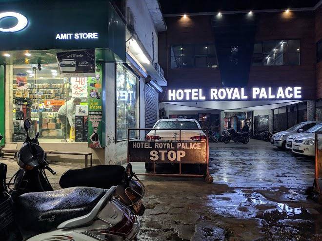 Hotel royal palace