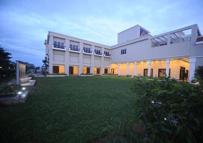 Hotel surya garden