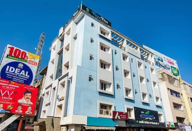 Hotel kiran vilas international
