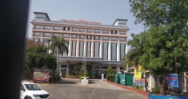 Hotel bhimas paradise