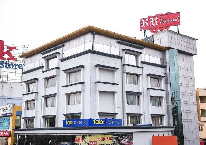 Fabhotel rr grand i