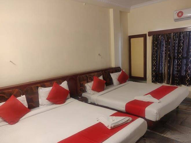 Hotel jyothi swaroopa