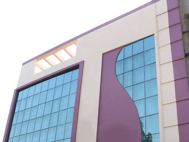 Oriental hut hotel