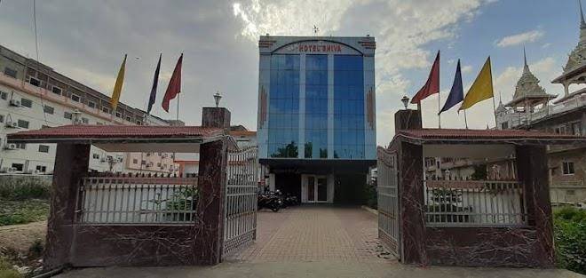 New Hotel Shiva Image