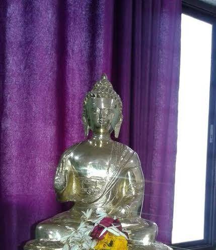 Hotel Buddha Image