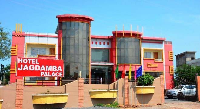Hotel jagdamba palace