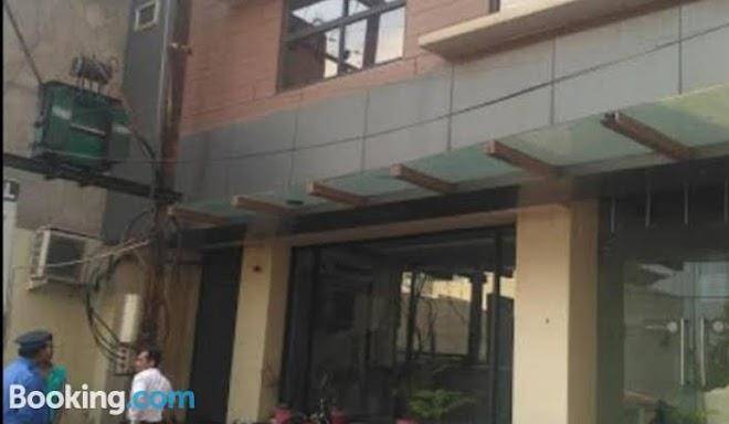 Hotel aarya inn