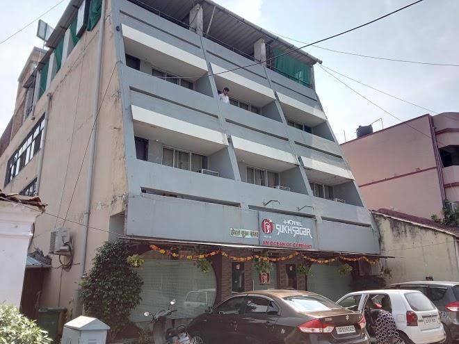 Hotel sukh sagar