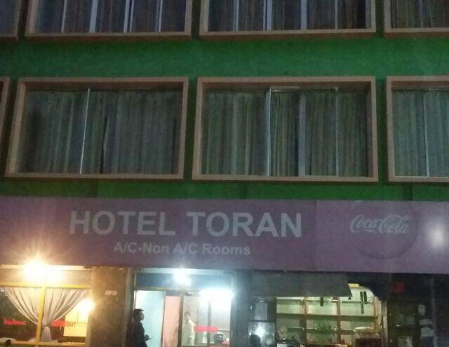 Hotel toran guest house