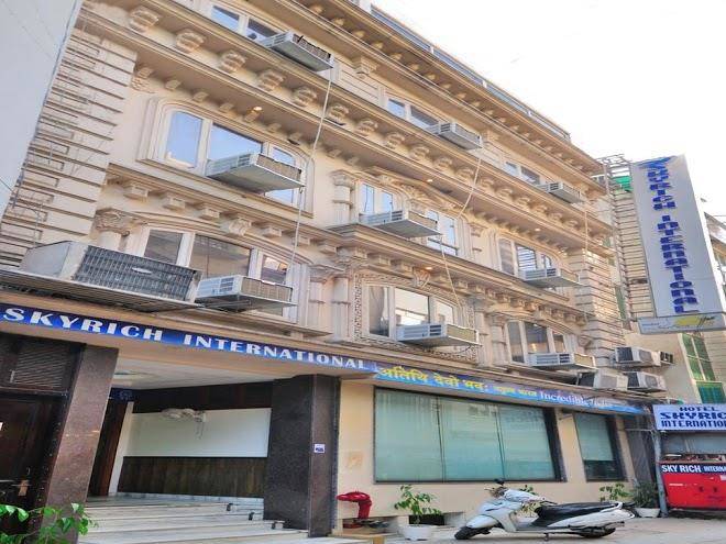 Hotel sky rich international