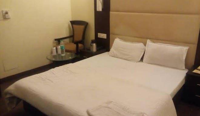 Hotel surya palace