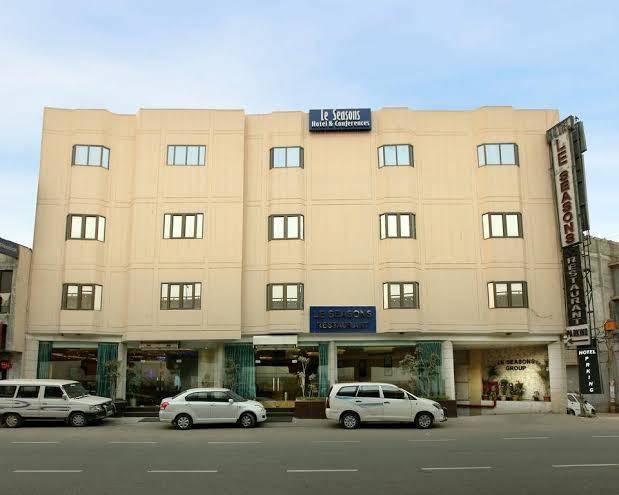 Hotel le seasons