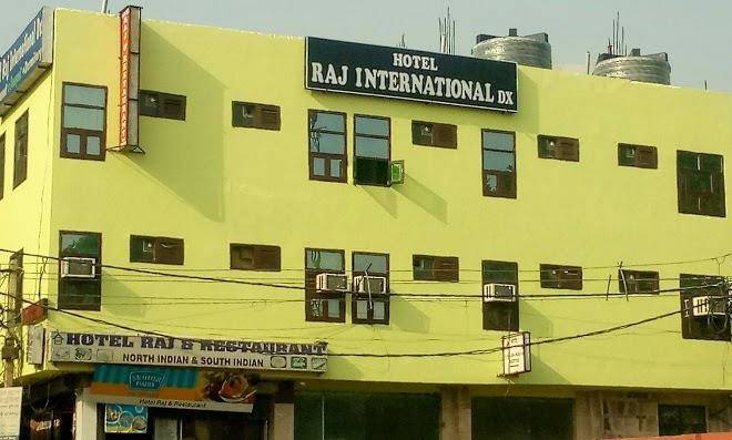 Hotel raj international delux