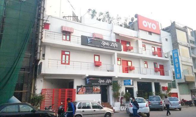 Hotel ravin mahipalpur new delhi