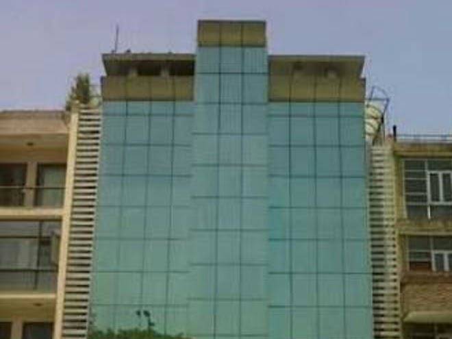 Hotel stallions