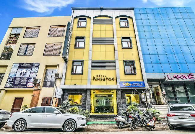 Fabhotel Kingston Image