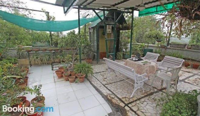 Nina kochhar's homestays