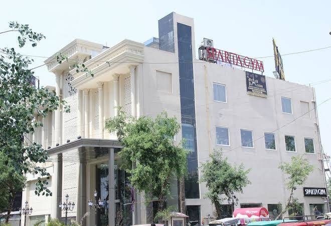 The grand parisian