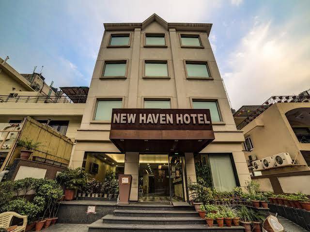Capital o 16011 hotel mohan international