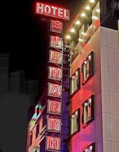 Hotel amba deluxe