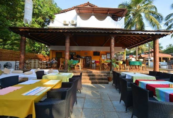 Hotel silver sands sunshine