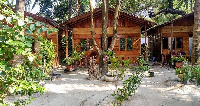 Fernandes wooden huts